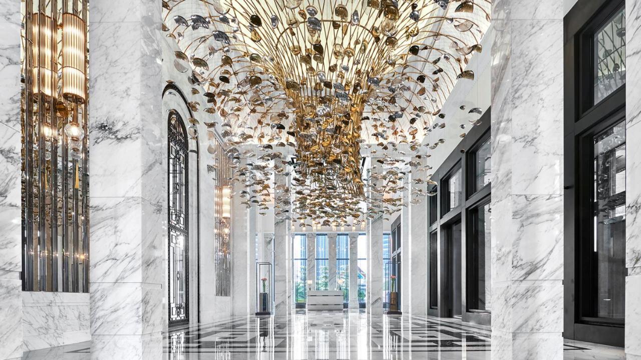 The Langham, Hotel 5*